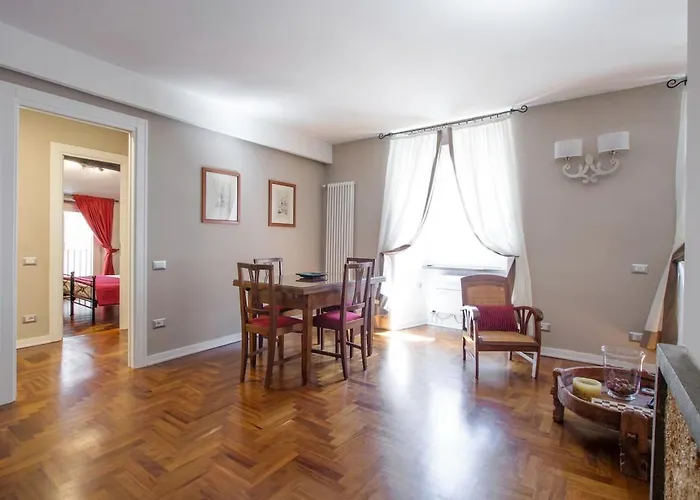 Historic Centre Luxurious House Ac And Wi-fi