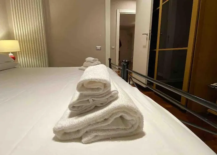 Apartment Historic Centre Luxurious House Ac And Wi-fi Rom