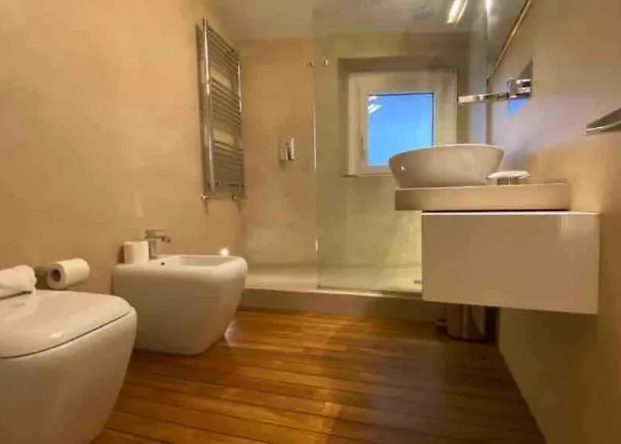 Historic Centre Luxurious House Ac And Wi-fi Rom